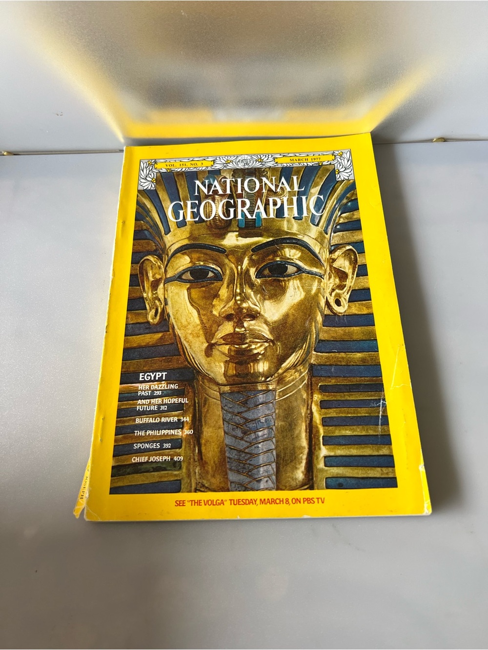March 1977 issue of National Geographic Magazine